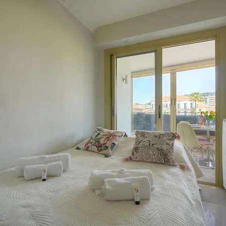 Beau 2 à 5 Min De La Croisette A2b260 Cannes